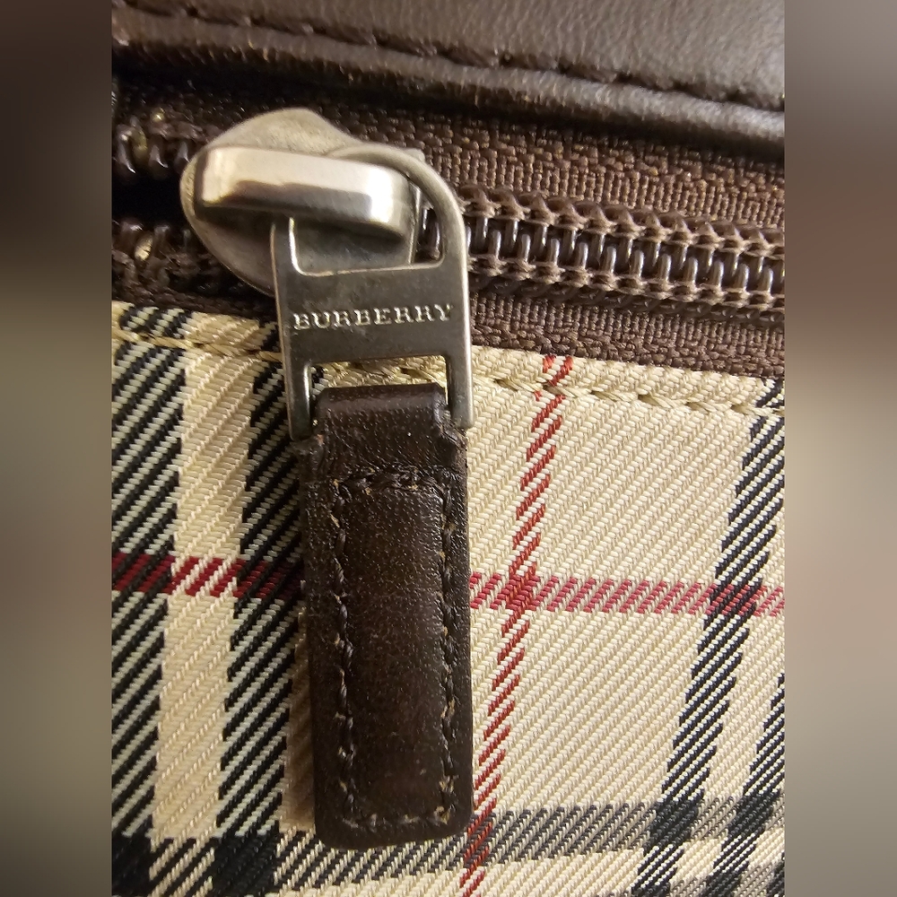 Burberry Nova Check & Brown Leather Crossbody w/ COA - Picture 13 of 13